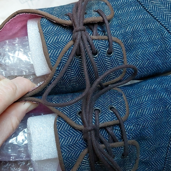 Toms denim loafers size 9.5 great condition - Picture 8 of 11